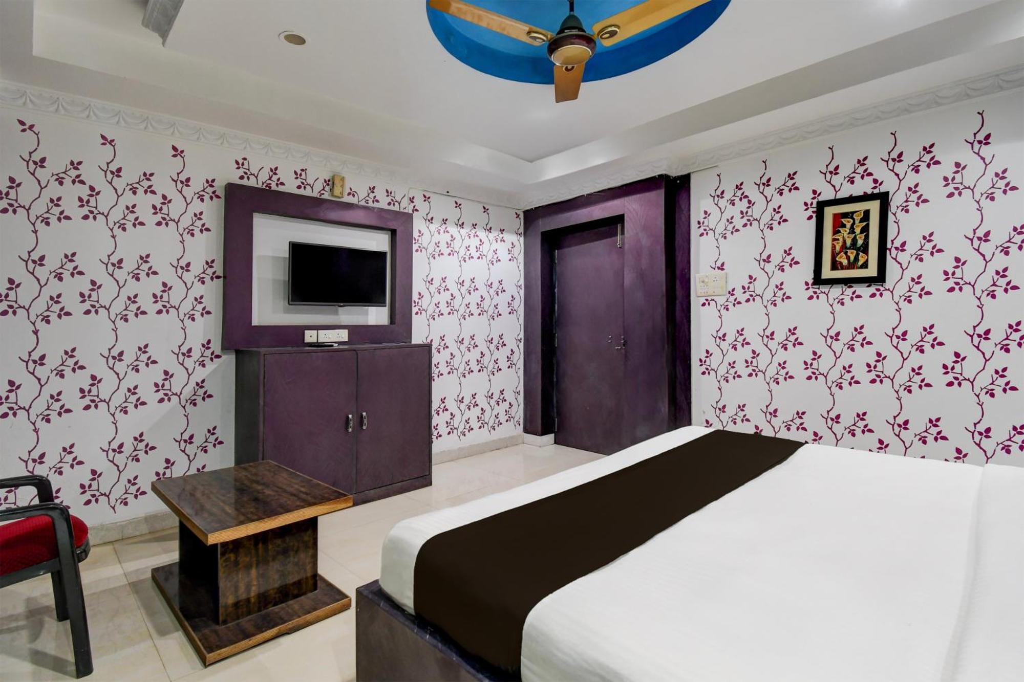 Hotel O Blue Royal Bhubaneswar Eksteriør bilde